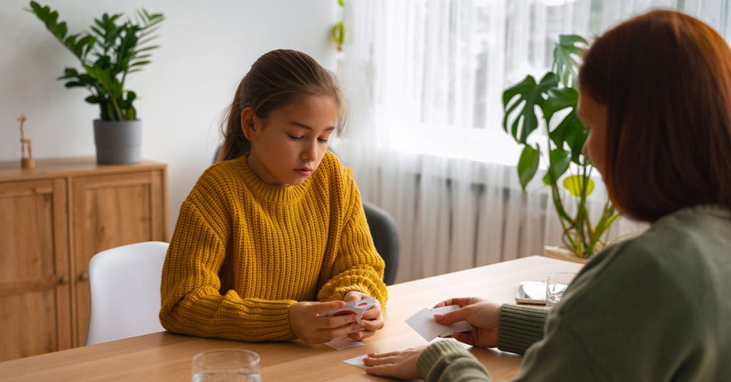 A Terapia Sistêmica em crianças e adolescentes: como funciona e quais são os benefícios